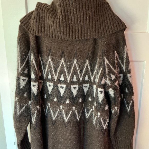 Banana Republic fair isle sweter - Picture 2 of 3